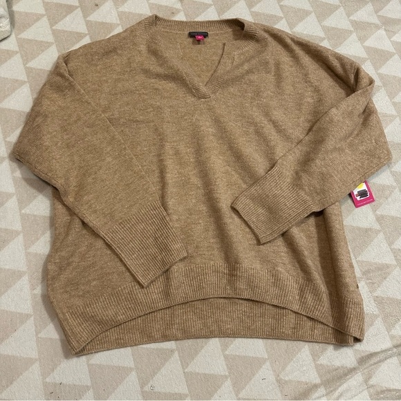 Vince Camuto
Women's Dropped-Shoulder V-Neck Sweater - Picture 2 of 3